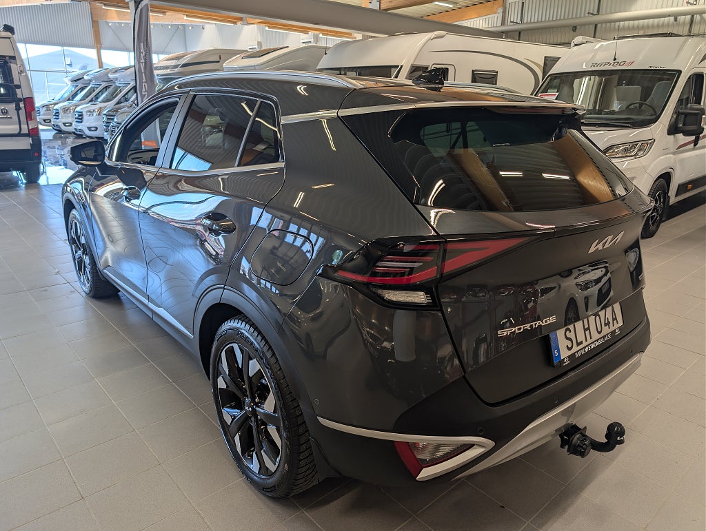 Kia Sportage PHEV AWD Advance Drag/Motorvärmare/360-kamera thumbnail