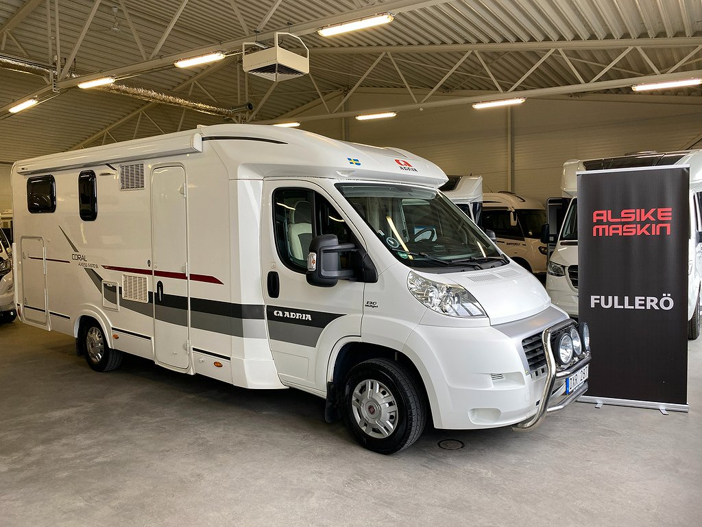 Adria Coral 670 SL / B-körkort / Solcell / Långbädd / Garage - Adria