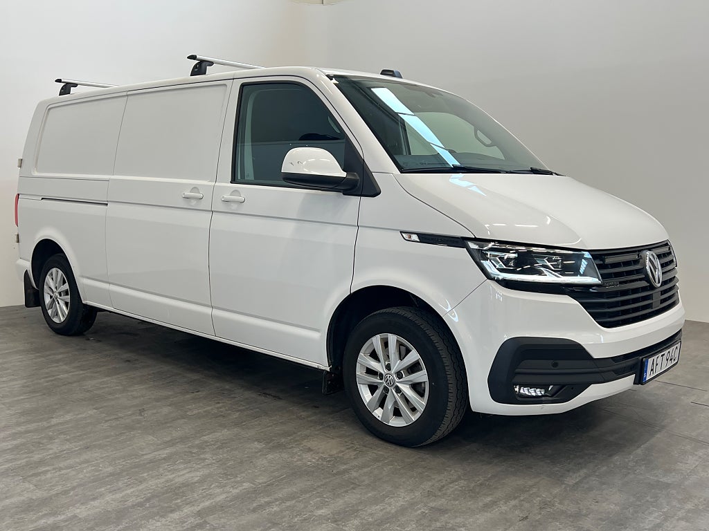 Volkswagen Transporter 2.0TDI 150hk 4-M Diff 2x-dörr dubbelgolv Cockpit D-värm