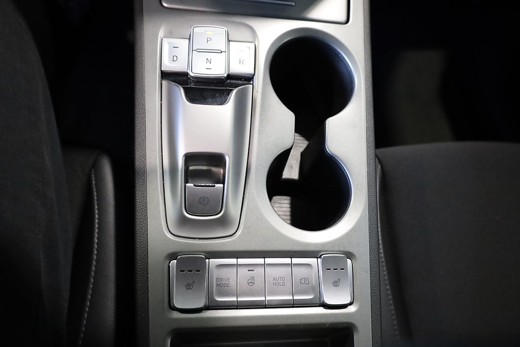 Hyundai Kona 39.2 kWh Essential Navi Kamera Krell Leasbar Rattvärme 2022