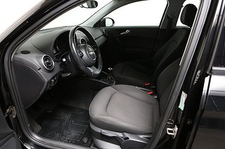 Halvkombi Audi A1 8 av 19