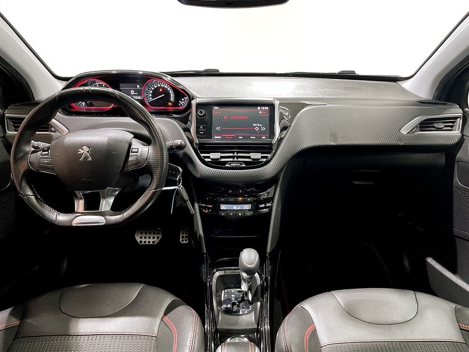 Bild på Peugeot 2008 GT 1.2 PT 110hk Aut - PANO, P-SENSORER BAK