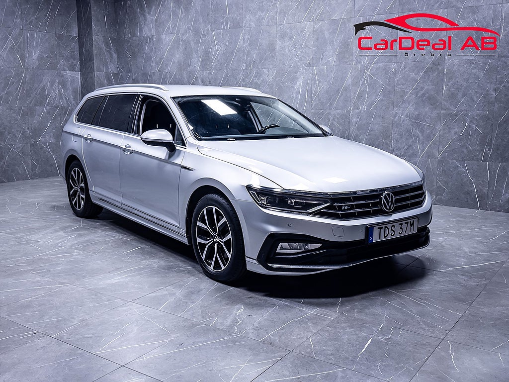 Volkswagen Passat Sportscombi 2.0 TDI 4M R-Line Cockpit Värmare *SE SPEC*