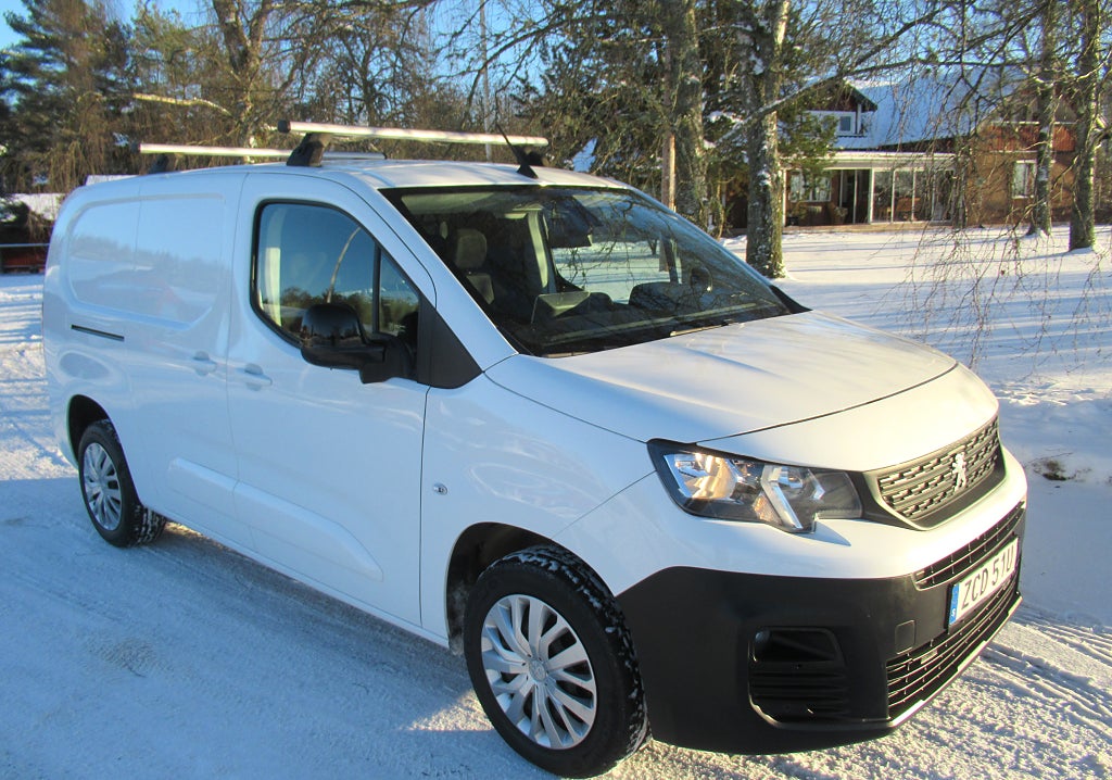 Peugeot Partner 1,5 HDI Långt Skåp L2 Verkstadsinredning