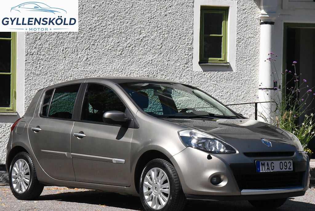 Renault Clio 5-dörrars Halvkombi 1.2 75hk | 3 brukare 