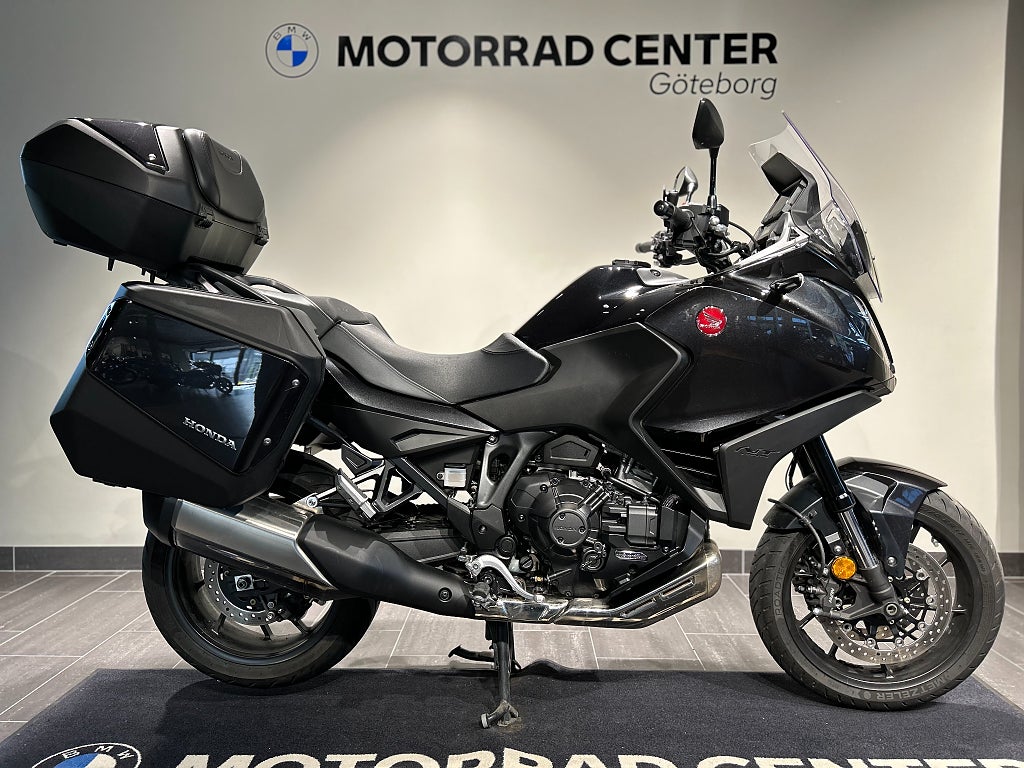 Honda NT1100D / 3,45% Ränta / 3st väskor / Automat / Endast 480 mil