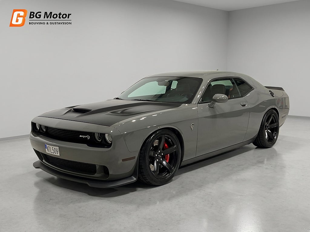 Dodge Challenger SRT Hellcat 6.2 717HK Aut Borla-Atak/H&K/Keyless