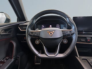 Cupra Leon Sportstourer e-HybridS&V-Hjul/Backkamera/Psens/Rattvärm – bild 9