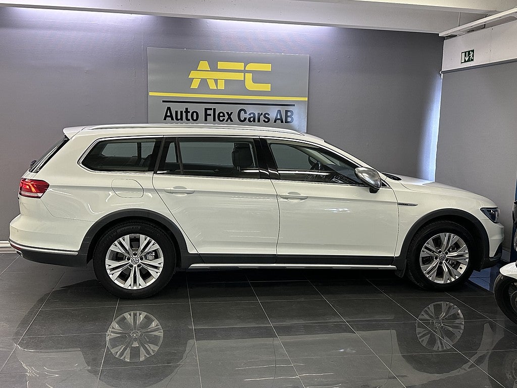 Volkswagen Passat Alltrack 2.0 TDI SCR 4Motion Alltrack Backkamera Drag Nykamrem