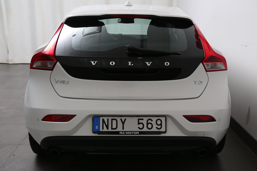 Volvo V40 T3 150hk Kinetic Kamera P-sensorer 2013