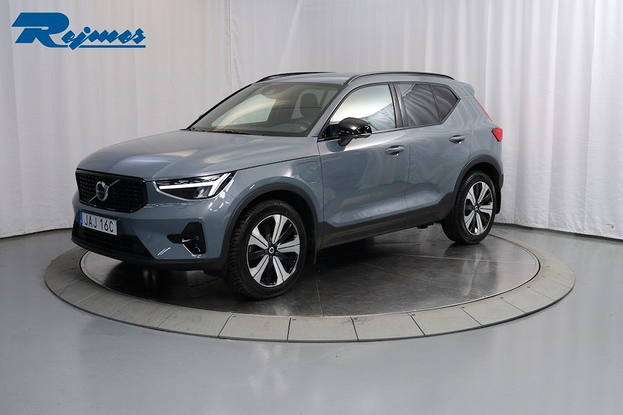 Volvo XC40 Recharge T4 Plus Dark