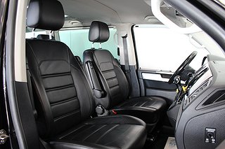 Minibuss Volkswagen Multivan 8 av 23