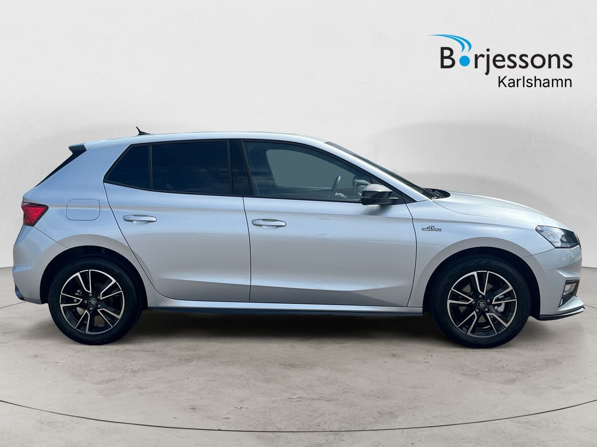 Skoda Fabia 2025, photo 2/49