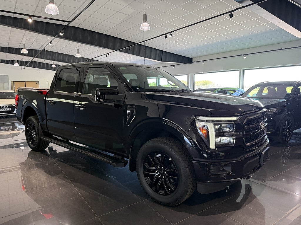 Ford F-150 SuperCrew Lariat BLACK APPERANCE - bild 17