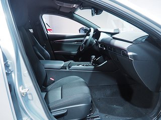 Halvkombi Mazda 3 7 av 20