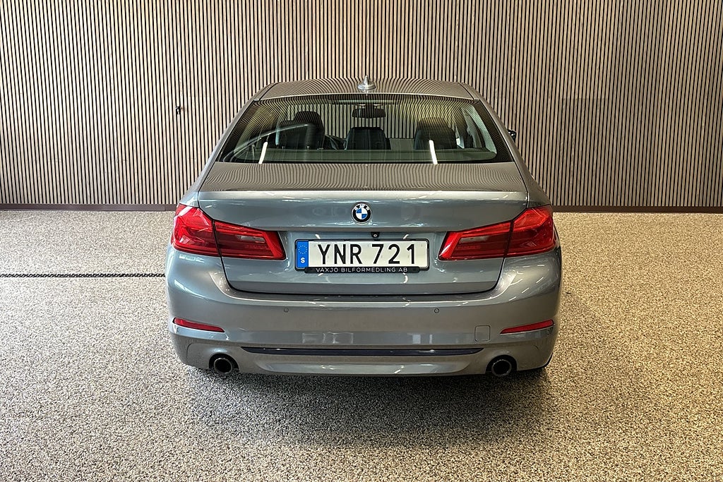 BMW 520d Sedan Steptronic Sport line