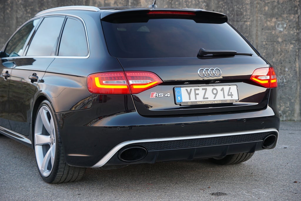 Audi RS4 Avant 4.2 FSI V8 Quattro|Keramiska|Kolfiber|Skalstolar|