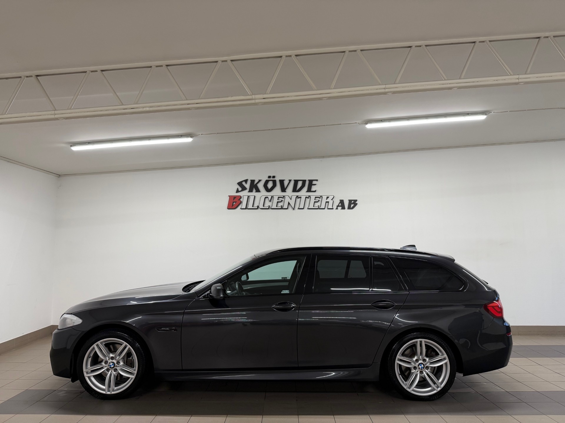 BMW 525