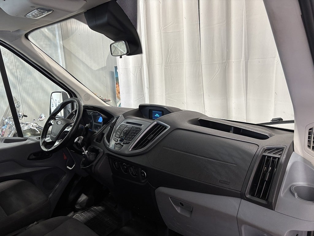 Ford transit 350 Chassi Cab 2.2 TDCi AWD Flakbil Drag Värm