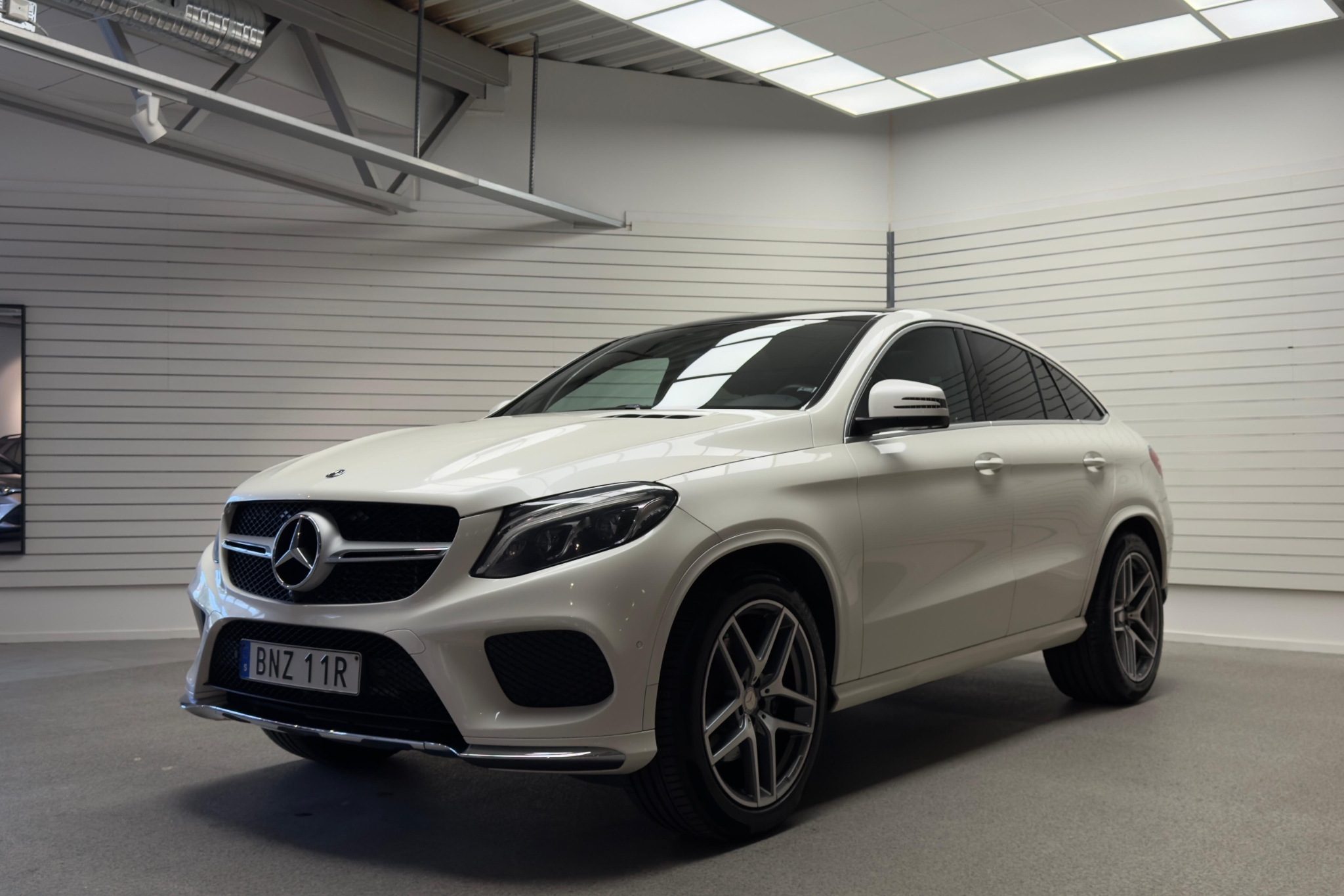 Mercedes-Benz GLE 350 d 4MATIC Coupé AMG Line|Pano|Drag|H/K 2019 - miniatyr 32
