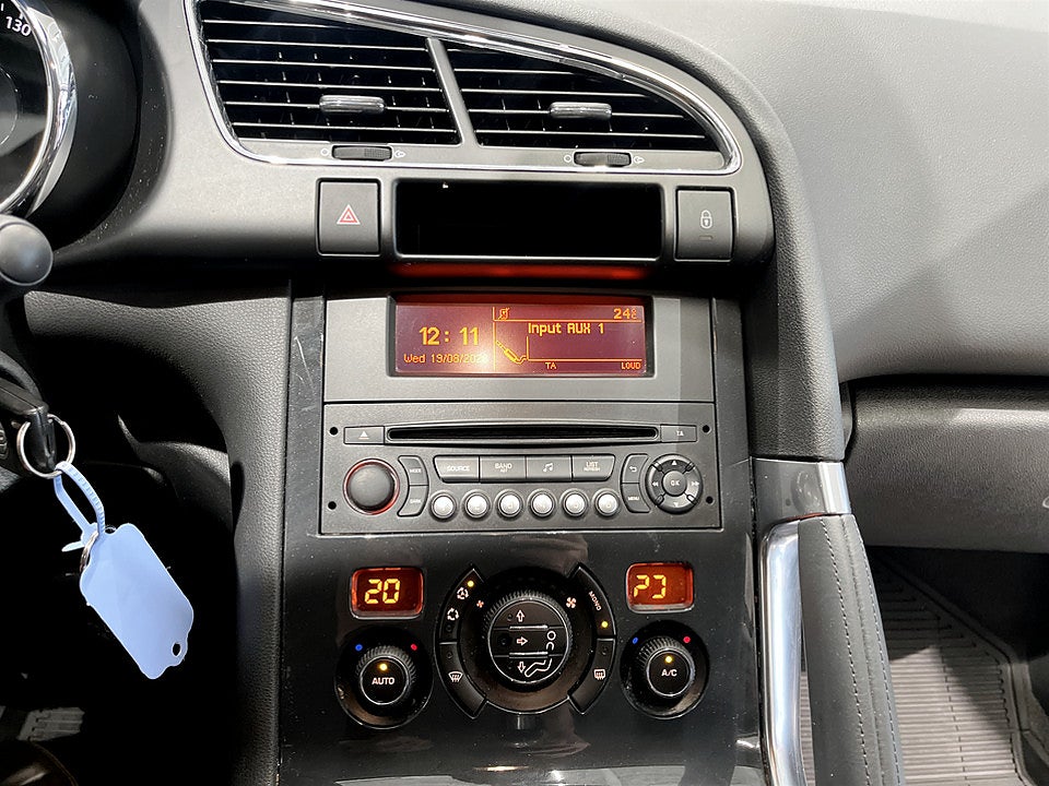 Bild på Peugeot 3008 ACTIVE 1,6 HDI |RÄNTA 3,99%|
