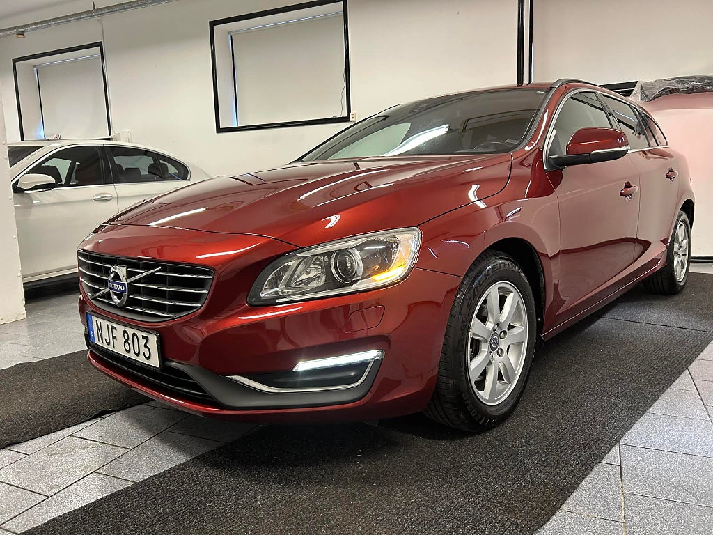 Volvo V60 D3 136 hk Geartronic Momentum Euro 5 Drag Bytt kamrem