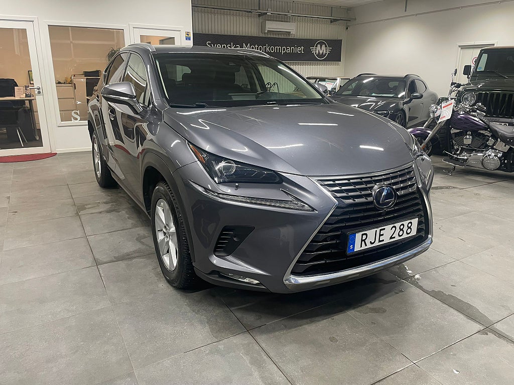 Lexus NX 300h AWD 2.5 AWD E-CVT Executive Euro 6