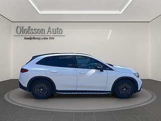 SUV Mercedes-Benz EQE 4 av 15