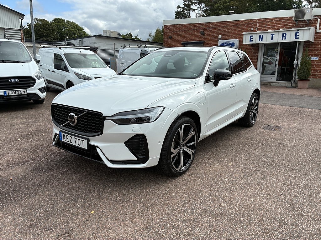 Volvo XC60 Recharge T6 AWD Geartronic Plus Dark Edition Euro 6