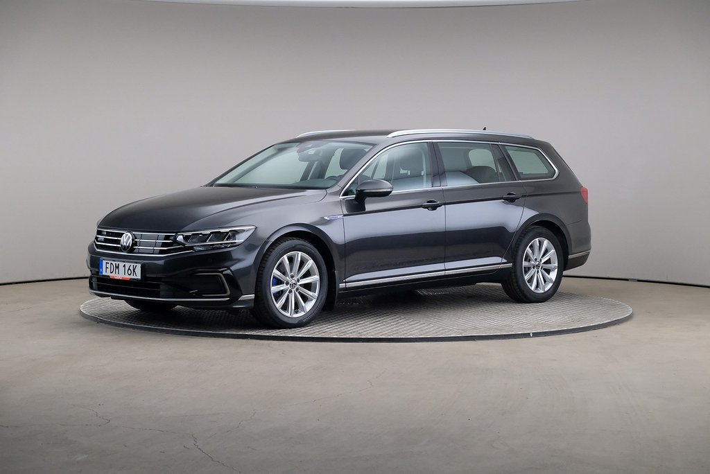 Volkswagen Passat GTE SC Dragpkt Active Info