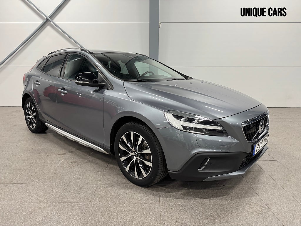 Volvo V40 Cross Country D3 Geartronic Momentum fullutrustad