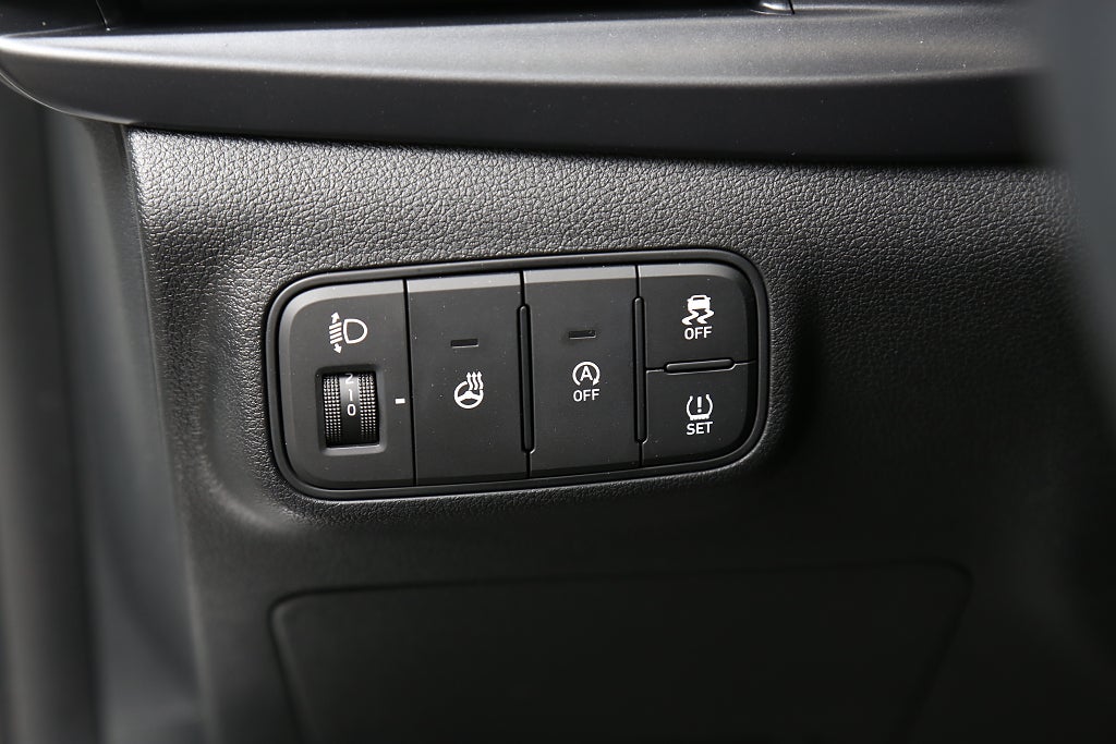 Hyundai i20 Essential 1.0 T-GDI 100HK AUT 2025