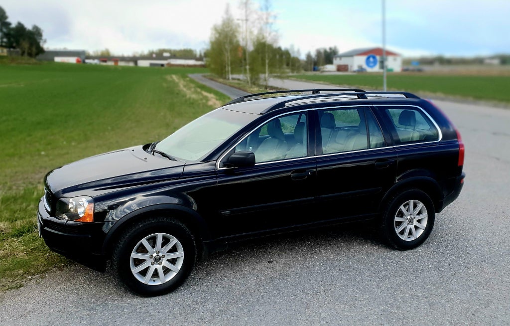 Volvo XC90 D5 AWD/7 Pers/NYBES 24/4 UA/Skinn/Aut