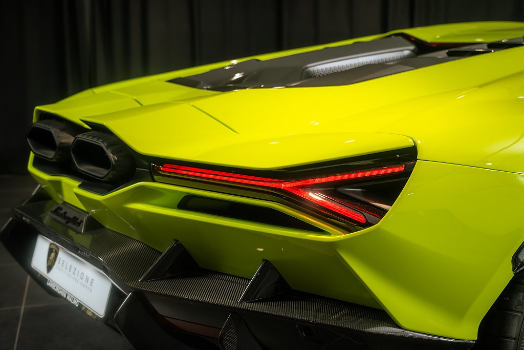 Gallery image 25 of 28