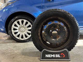 Ford Fiesta 5-dörrar 1.25 Trend Psens Kamrem bytt S&V-däck