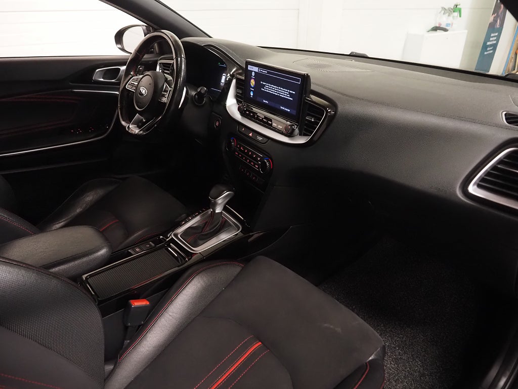 Kia ProCee'd GT 1.6 T GDI DCT 204hk Pano Navi Kamera ACC 2020