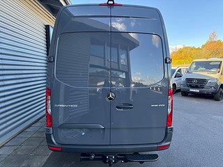 Transportbil - Skåp Mercedes-Benz Sprinter 14 av 23