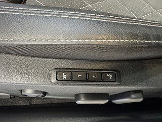 Skoda Octavia Kombi RS iV PLUG-IN/Drag/Kamera/Mvärm/Pano/S&V
