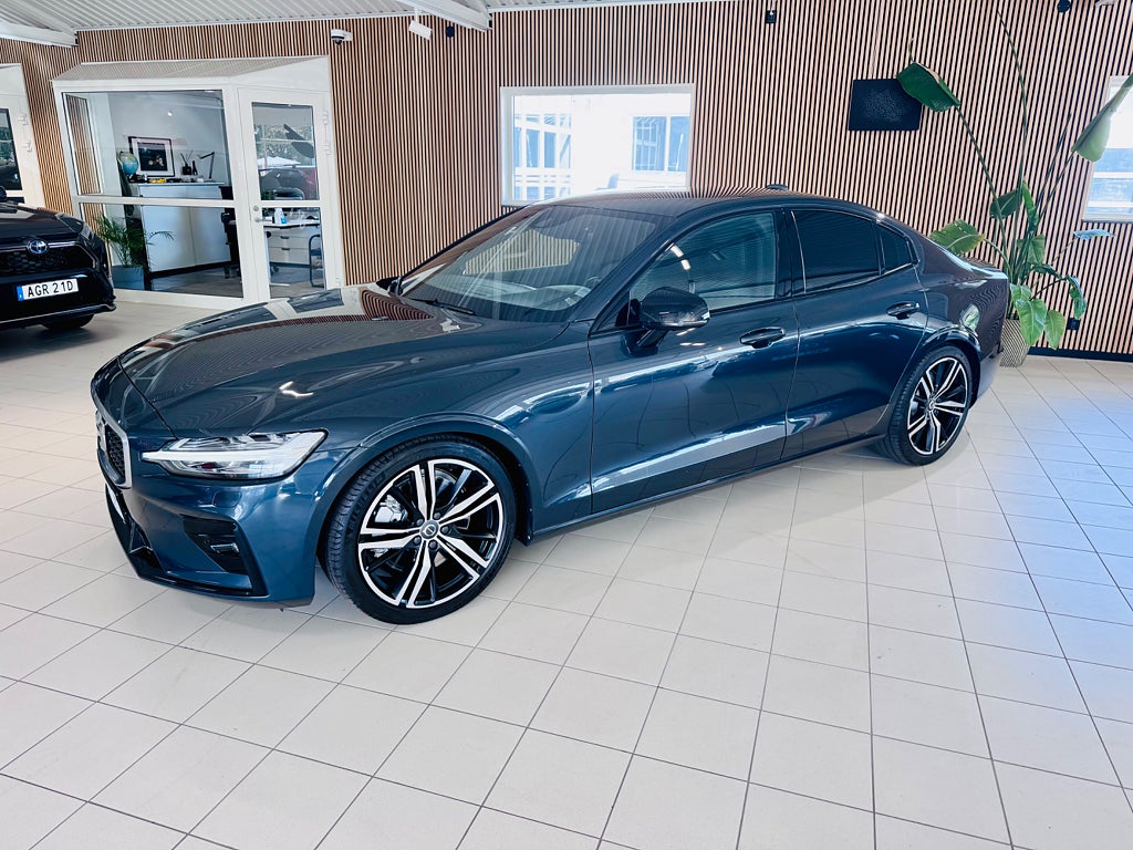 Volvo S60 T5 R-Design / Drag / 19” hjul