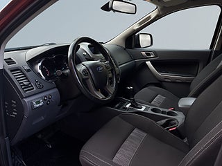 Ford ranger Dubbelhytt 4×4 SelectShift SoV-Däck/Värmare/Drag – bild 7