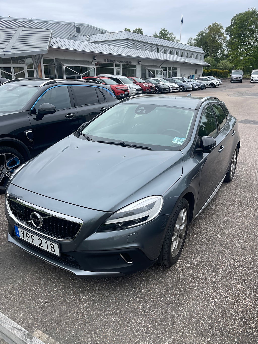 Volvo V40 Cross Country T3 Geartronic Momentum / Drag/ 