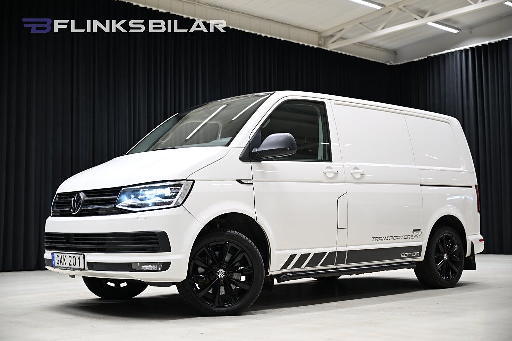 Volkswagen Transporter DSG 204HK R-Edtion|LED|Nedlackad|Elbaklucka|Läder|SeUtr