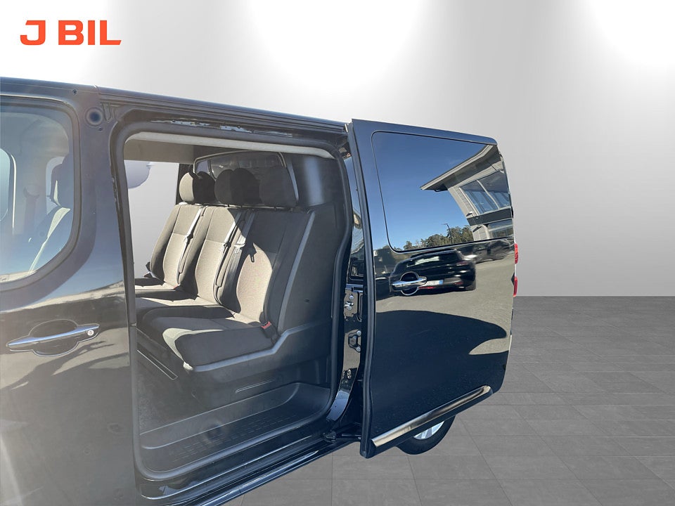 Bild på Opel Vivaro-e Crew Premium 136hk Aut L3 B-KAMERA DUBBLA SKJUTDÖRRAR