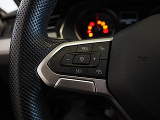 Kombi Volkswagen Passat 19 av 23