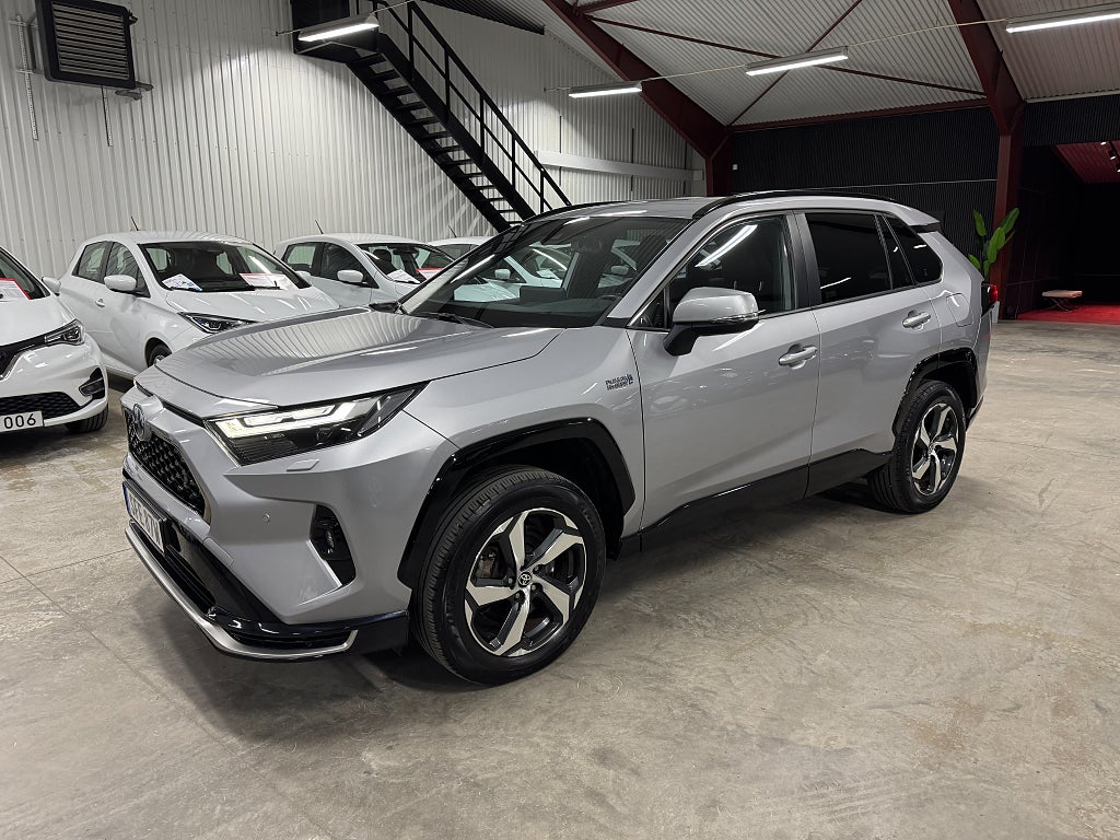 Toyota RAV4 PlugIn/AWD/X-Edition/JBL/Krok/Kamera/Carplay/Navi/1 Br.