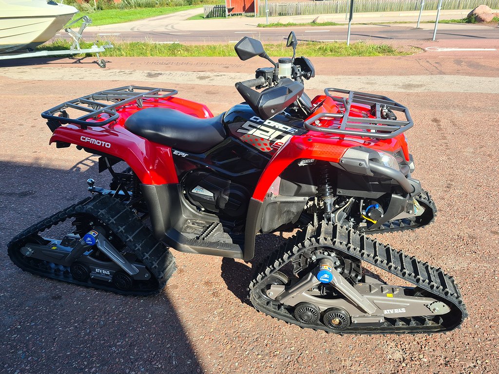 CFMOTO Cforce 520 EPS MED BANDSATS OCH PLOG 