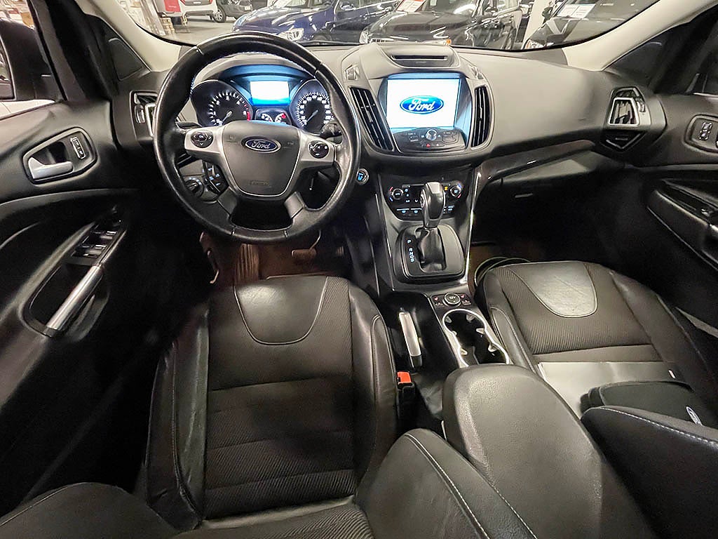 Ford Kuga 2,0 TDCi AWD Titanium X Automat 180Hk