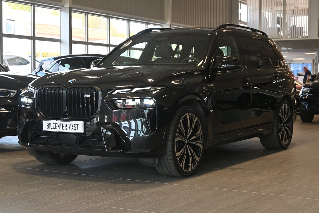 BMW X7 M60i xDrive 530hk M Sport PRO 23"  Exclusiv Drag Comfort