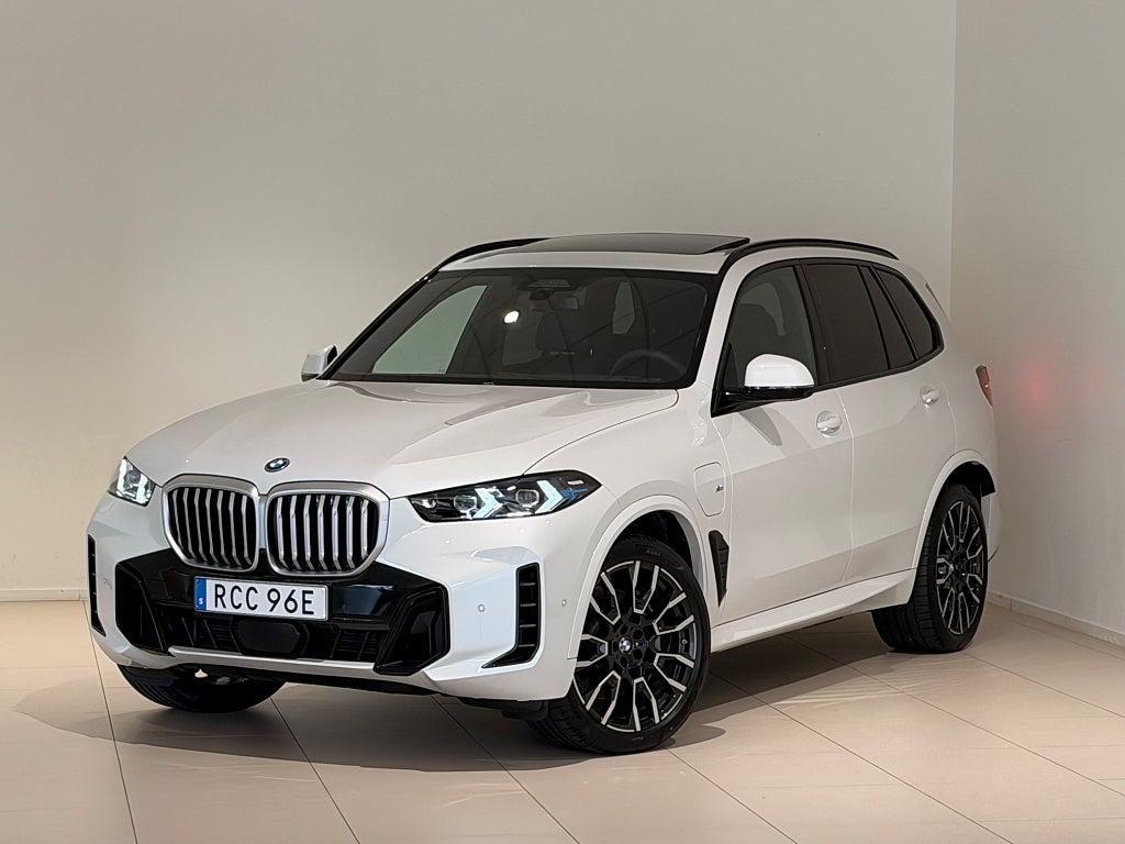 BMW X5 xDrive 50e, M-Sport-Business Ed, Panorama, Komfortstol