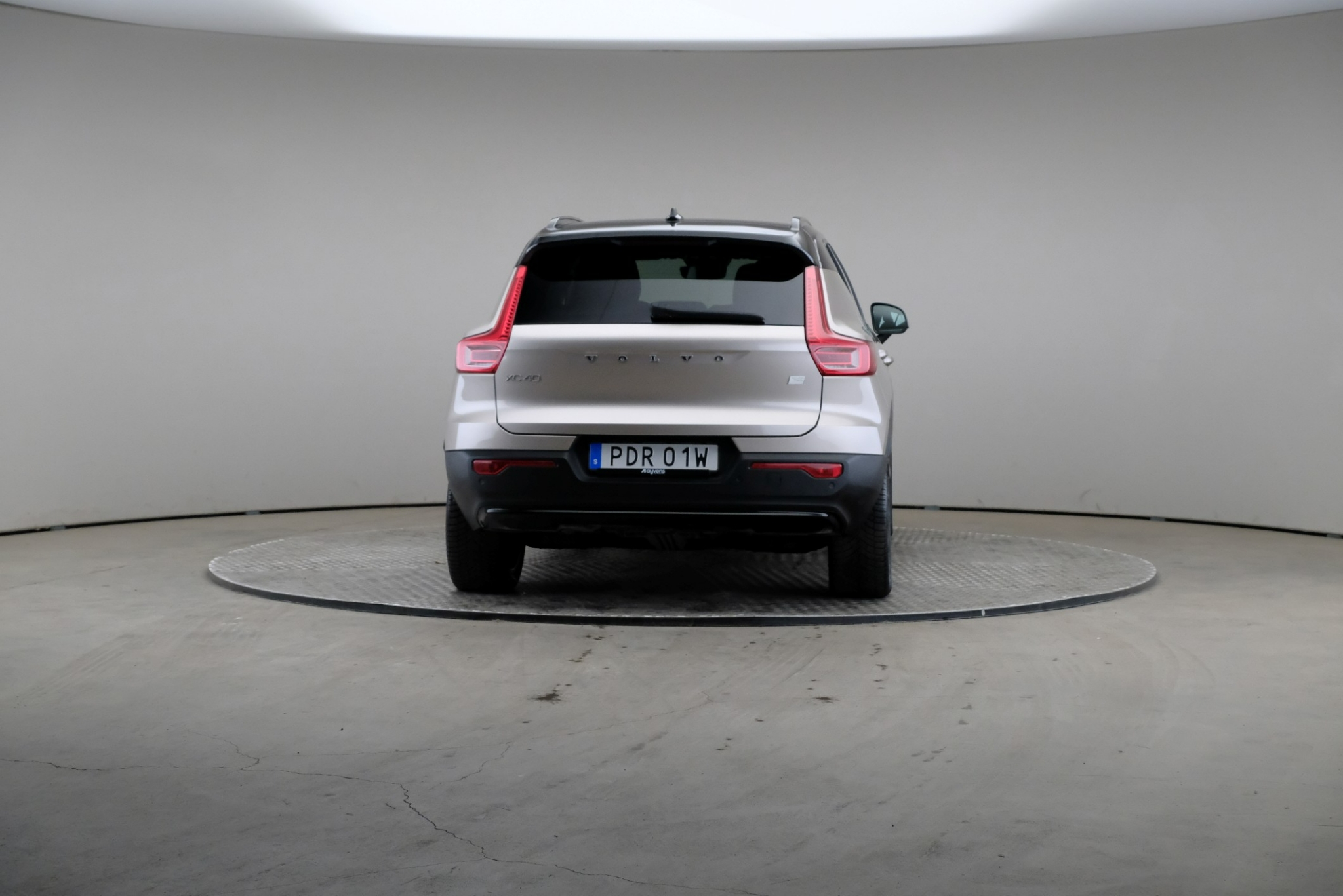 Volvo XC40 2024, bild 2/10